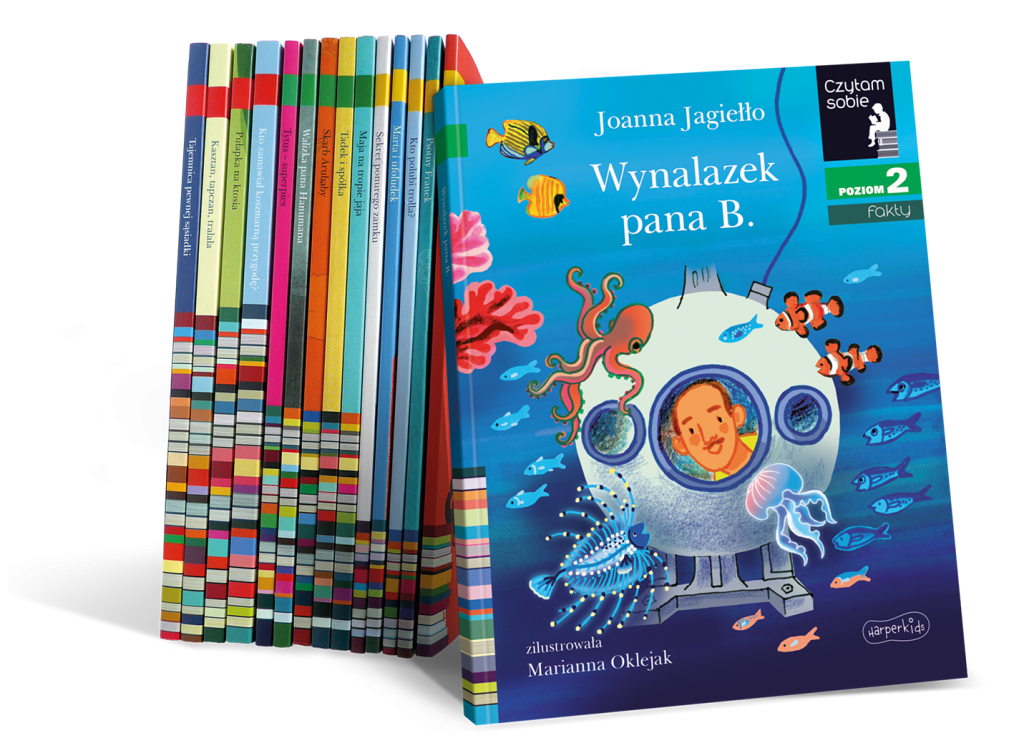 Grafika promocyjna nowości z serii Czytam sobie na ciemnoniebieskim, podwodnym tle. W górnej części biały napis: Nauka czytania z radością. Poznaj nowości z serii Czytam sobie. Po prawej logo serii z dzieckiem siedzącym na książkach. W centrum trzy okładki: Skarb na budowie, Doktor Ola oraz Wynalazek pana B.